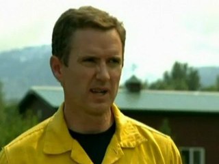 Wildfire guts 100 buildings in Colorado