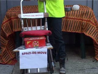 Tales from the Missionary Hut: Spazi-de-move