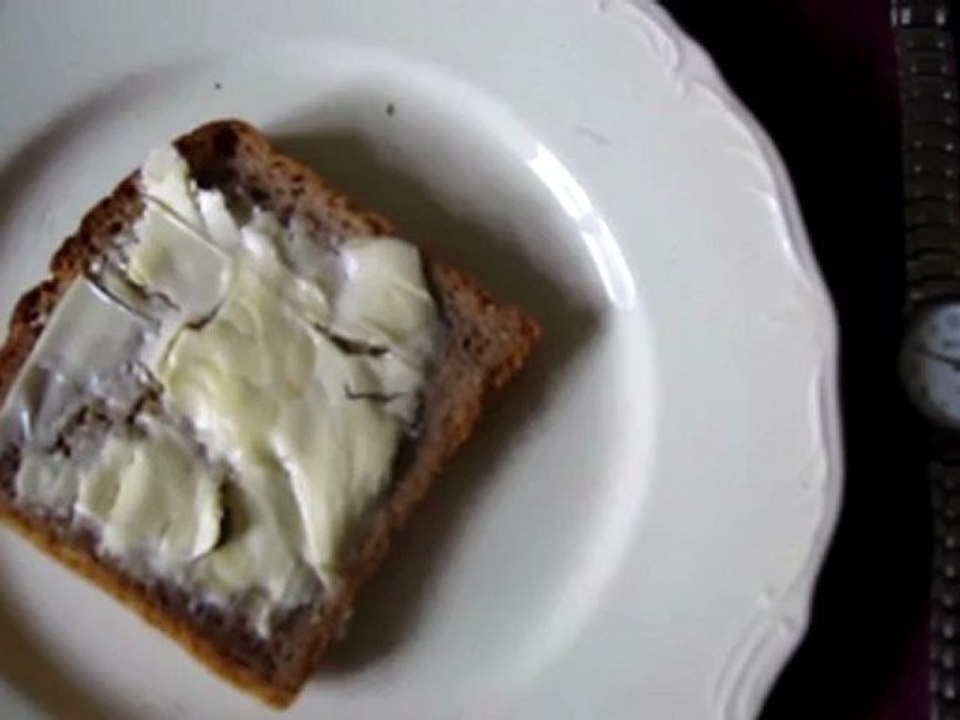 C1-C2 Redewendung Hörtext für´n Butterbrot verkaufen