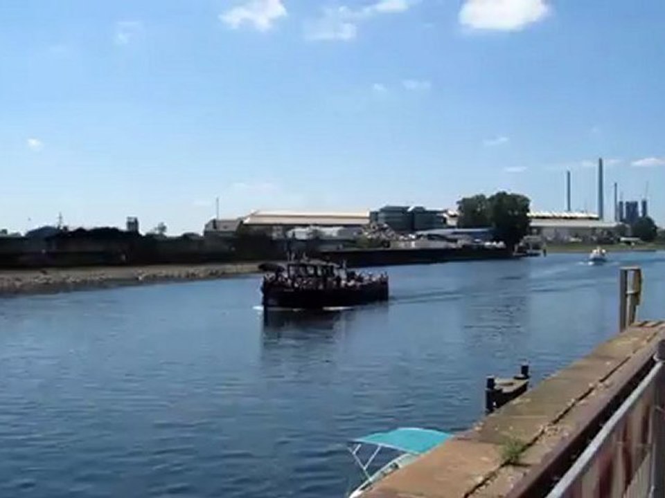 A1 Rheinhafenfest Dampfboot Lesetext