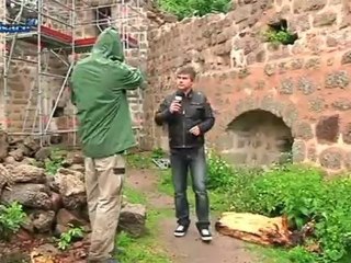 Rénover un chateau, une réinsertion insolite