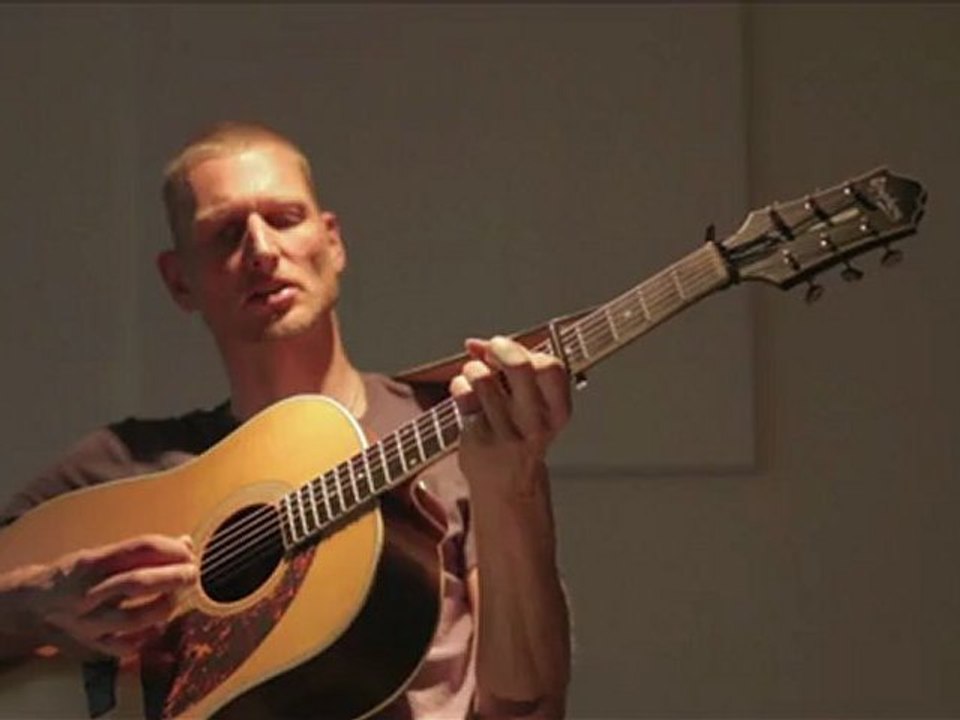 Just Like A Woman – Bob Dylan Cover by Mat Bloom