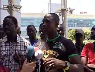 Senegalli Dini Lider İlahilerle Karşılandı