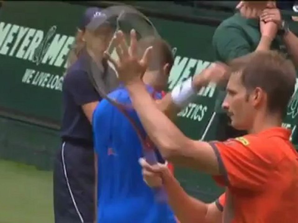 Halle: Mayer muss gegen Federer ran