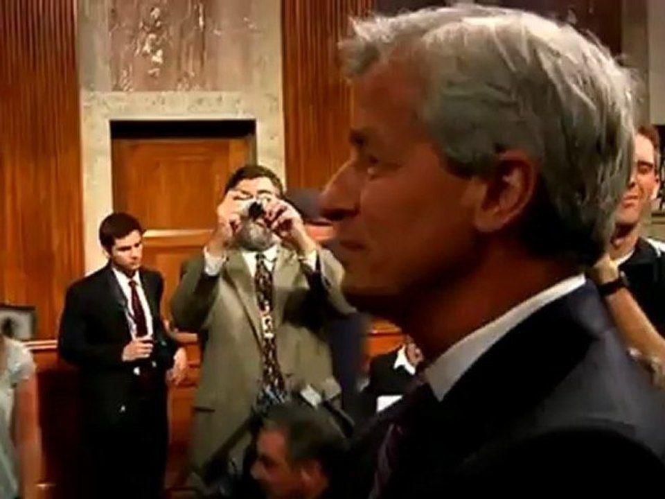Protesters heckle JPMorgan Chase executive Jamie Dimon