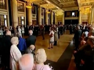 Queen, William and Kate visit Nottingham for Jubilee celebrations