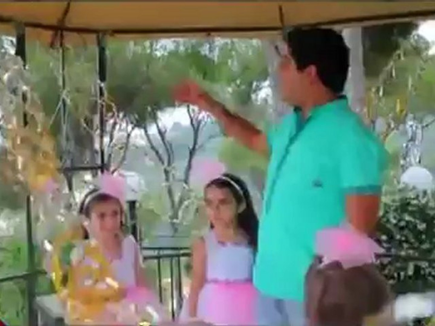 فيديو الصيام لعمر ولين السعيدي، ديلي موشن