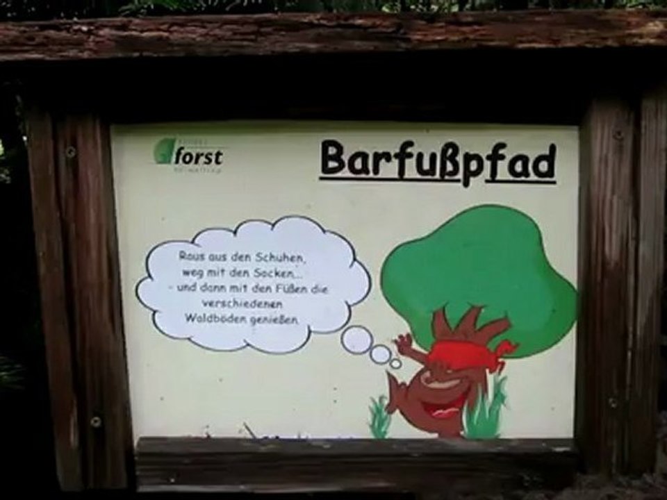 Hörtext Barfußpfadschild im Waldklassenzimmer