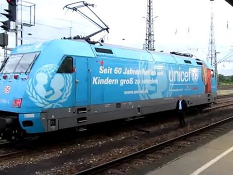 A2-DSH Hörtext A2-DSH DB E-Lok wirbt für UNICEF