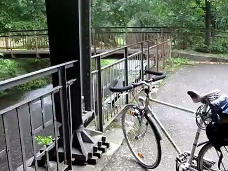 A1 Hörtext A1 Unter der Brücke Regen