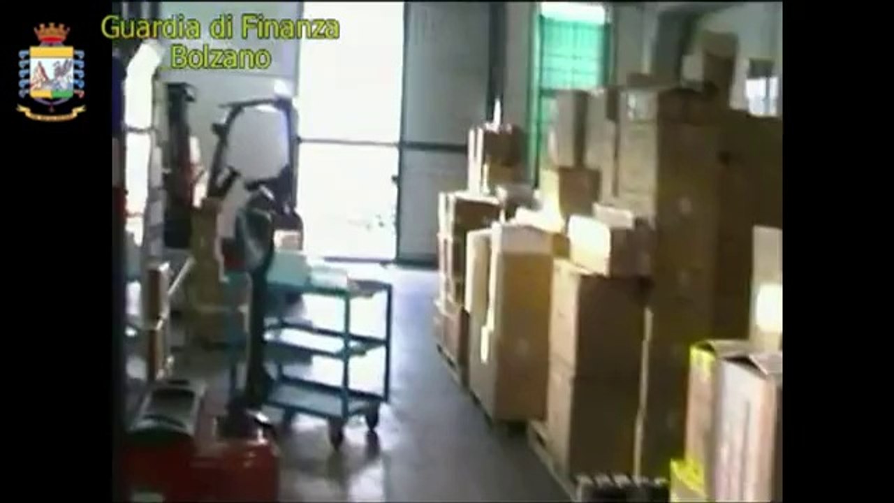 Bolzano - Fatture false per oltre un miliardo di euro (1306.12)