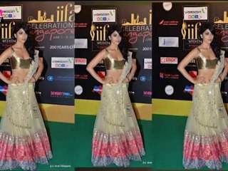 Hottest BACKLESS Dresses at IIFA Awards 2012