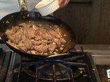 Cuisine : Recette de boeuf strogonoff aux oignons