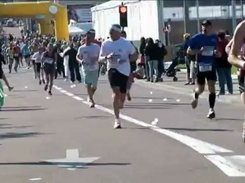Semi Marathon Troyes 2012 Cam Fixe passage de 30 à 32 min