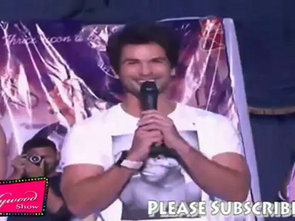 Charming & Dashing shahid Kapoor.mp4