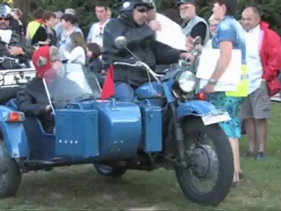 32é tour de bretagne des véhicules anciens 2012
