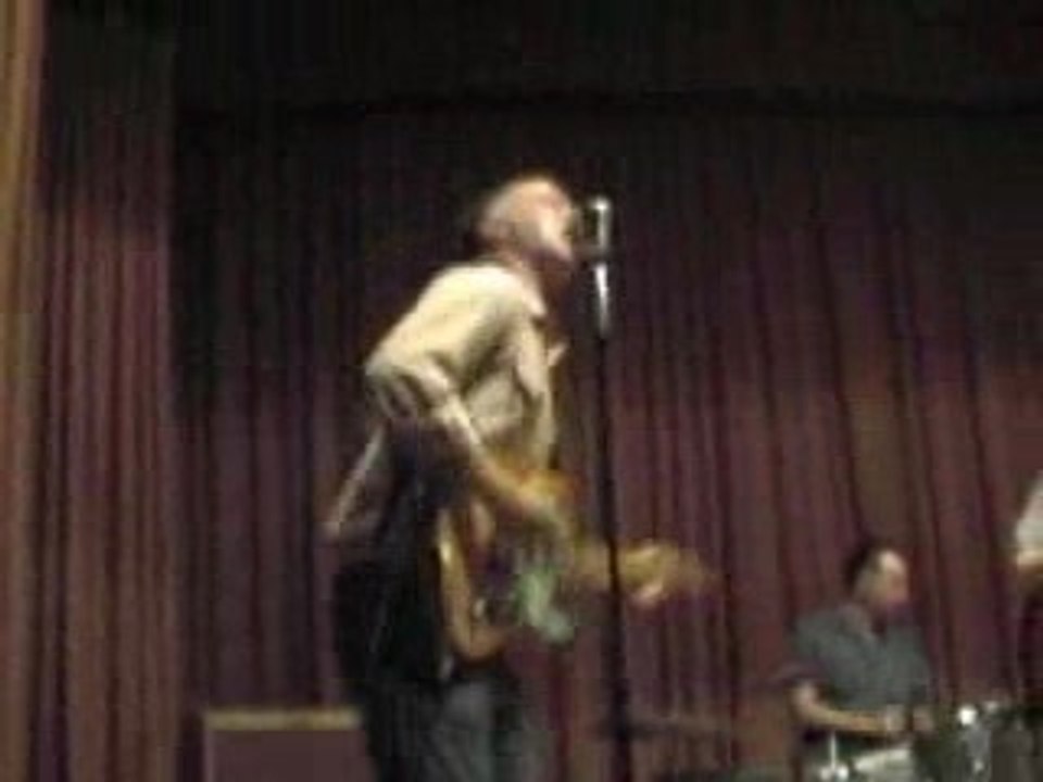 The Stringbusters