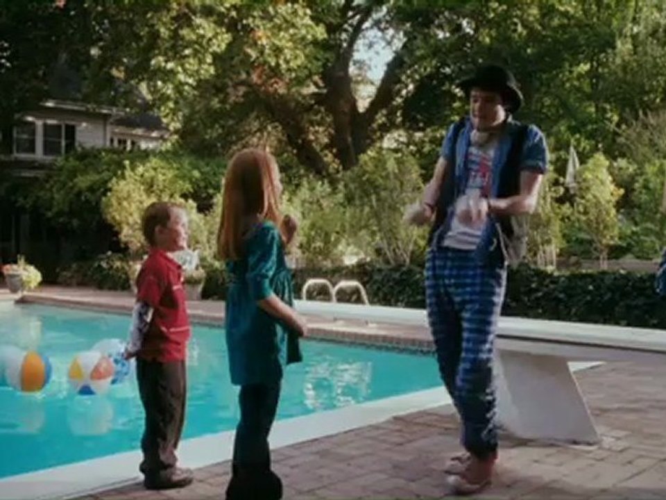 'Waiting for Forever' Theatrical Trailer