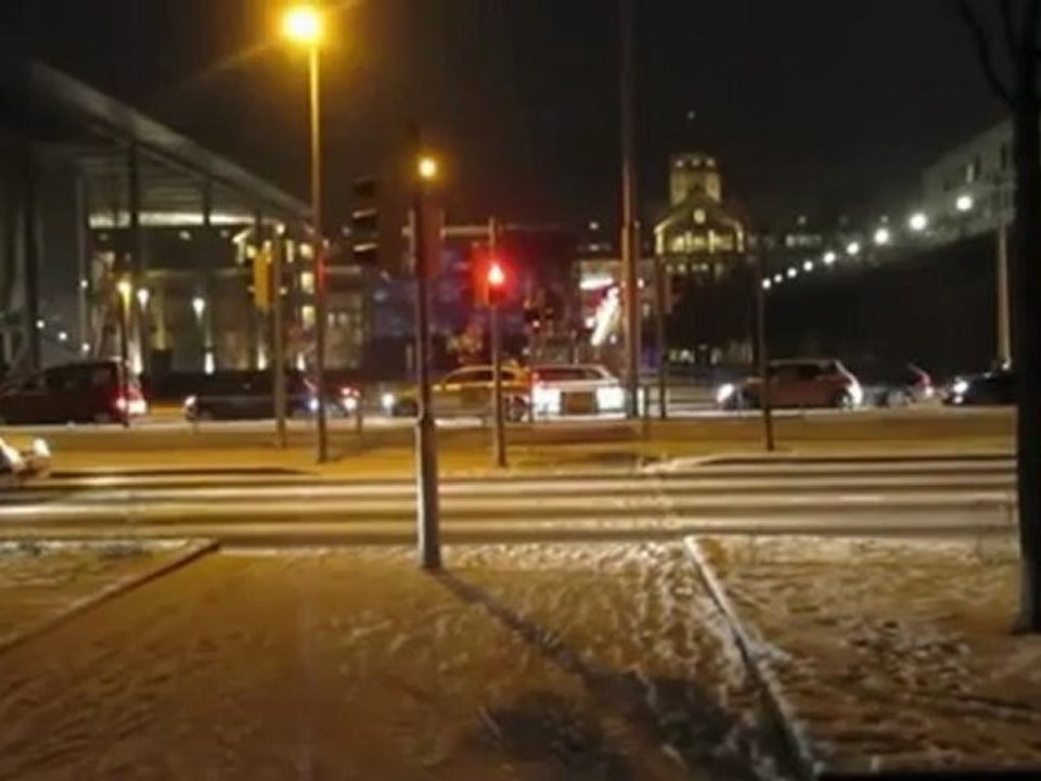 A1-B2 Hörverstehen plötzlicher Wintereinbruch vor dem ZKM