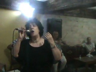 CANSUYUNU SENDEN BİR BAŞKA GÜZEL DİNLİYORUZ SEVGİLİ NİGAR HANIM....BRAVOOOO....