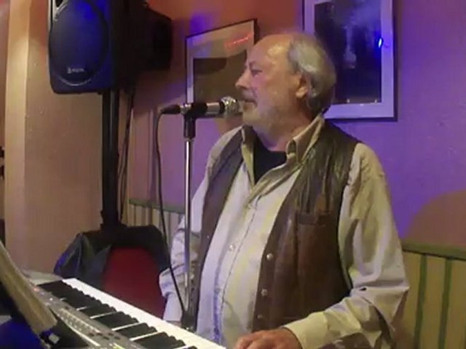 11  24 05 12  Jean-max à la Pizza Gogo Dreux