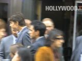 Tom Cruise films 'Oblivion'!! -- Hollywood.TV