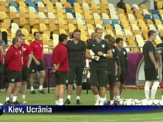 Inglaterra tenta quebrar escrita