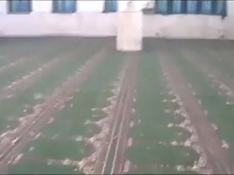 Syria فري برس حلب عندان اثار القصف على جامع حمزة 14 6 2012 Aleppo