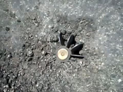 Syria فري برس ريف دمشق احدى القذائف التي سقطت في شارع التربة دوما 13 6 2012 Damascus