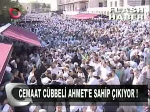 Cübbeli, Mahmut Efendi'yi Öpmeye Doyamadı!