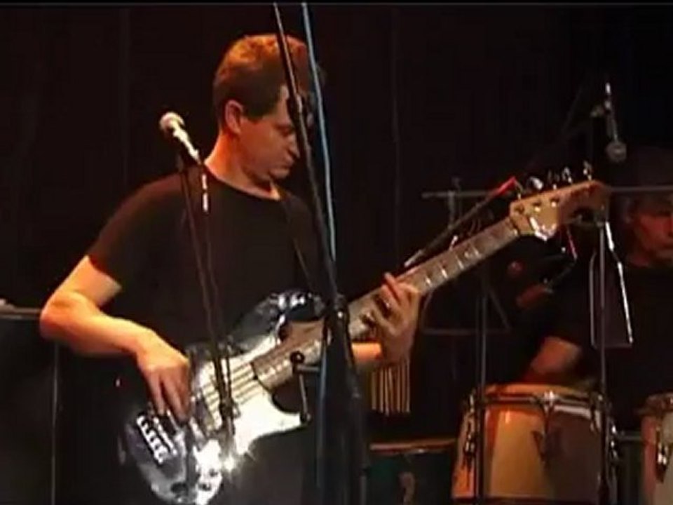 Agathe Ze Bouse _ Soap Opera (live 2006)