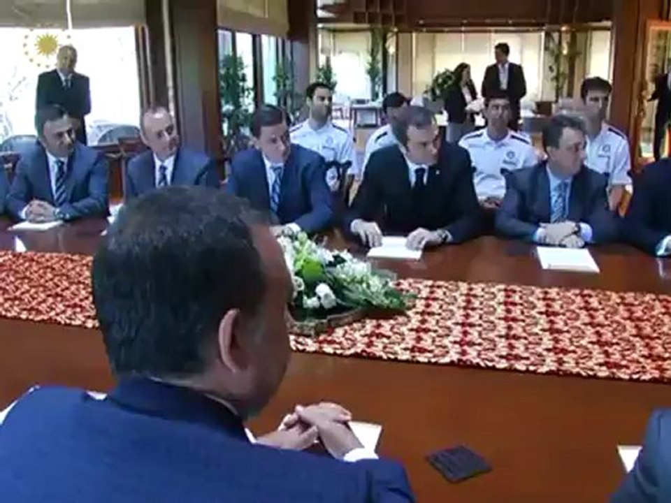 Şampiyon Takımımız Cumhurbaşkanı Abdullah Gül'ü ziyaret etti.