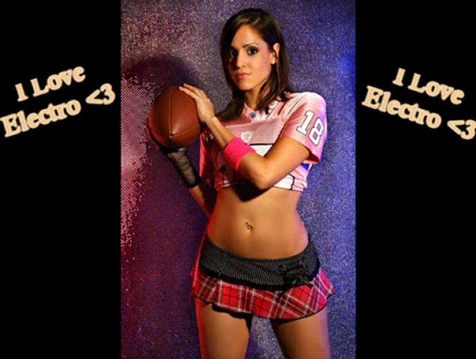 Blackstrobe - Italian Fireflies (Nate River   Monkey D Luffy Remix)  ; }