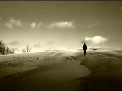 BiR KaDeHte SaRhoŞ OLuRuM DüŞeR KaLKamAz OLuRuM- BeNi AnCaK SeVeN AnLaR -SaVaŞ YıLmAz