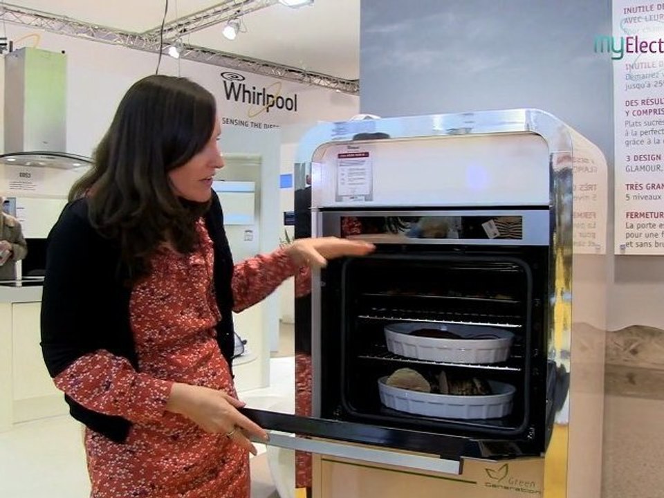Four Whirlpool Starclean réf/AKZM 833IX