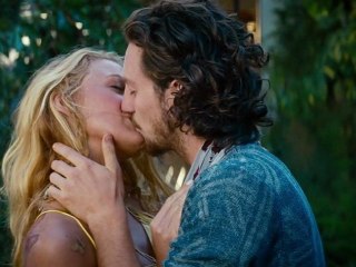 Savages - TV Spot: "War/Cable/Rev"