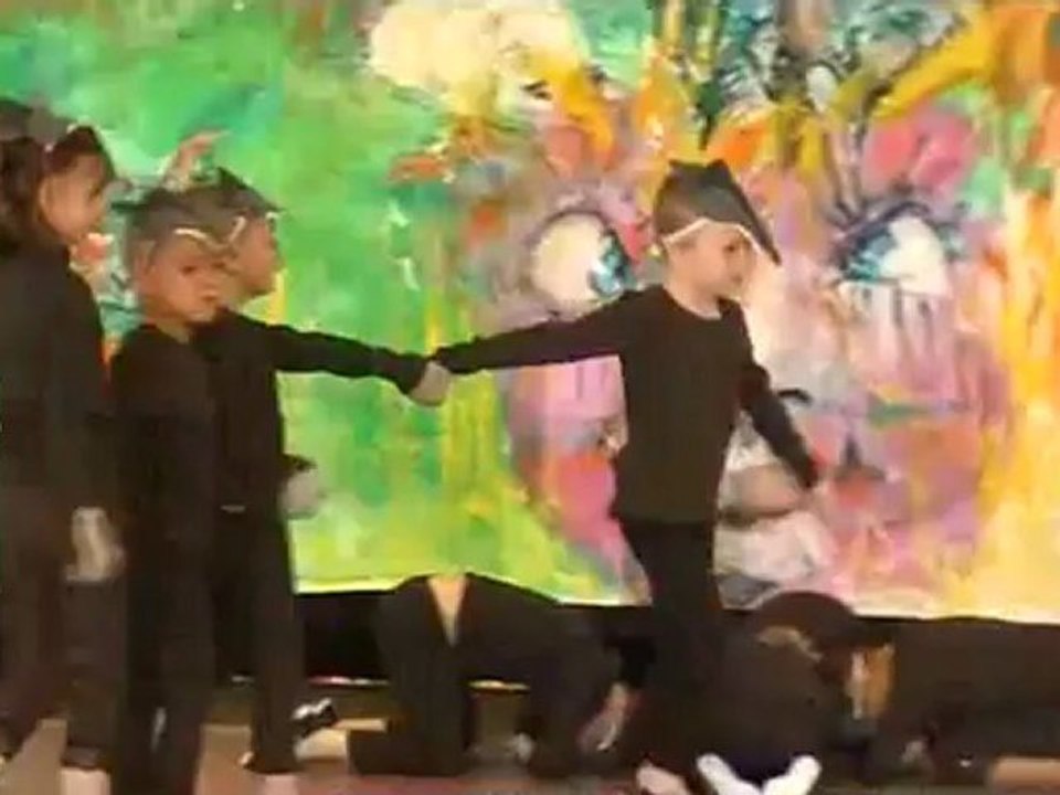 08-Danse : Les loups (Mme Apriou)