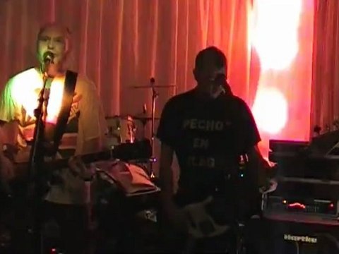 Kids of the jolly roger, au Rosannel'S pub, à orbec, le 15 juin 2012.