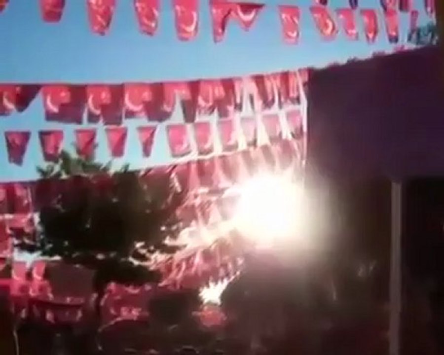 MGF MİLLÎ GÖRÜŞ GENÇLERİYİZ...