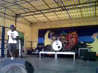 extrait Yo Aka Gaza à Poissy (78)