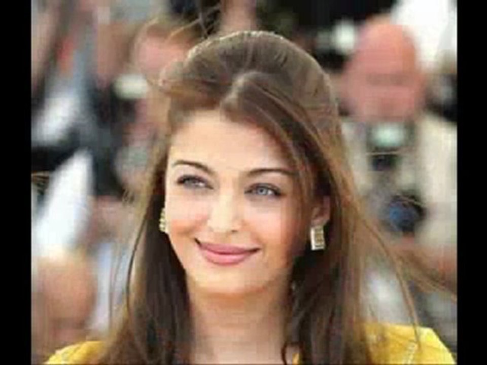 Nadege  Cool  Aishwarya_Rai_vs_Juhi_Chawla