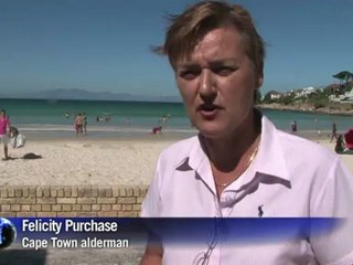 Cape Town juggles buffer between humans and deadly sharks