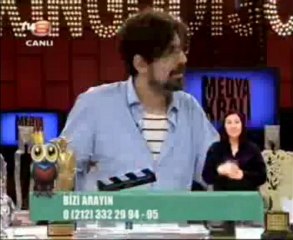 Okan Bayülgen'in uykularını kaçıran dua!