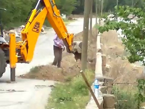 HAKVEYİS MEZARLIĞI KEPÇE ÇALIŞMALARI