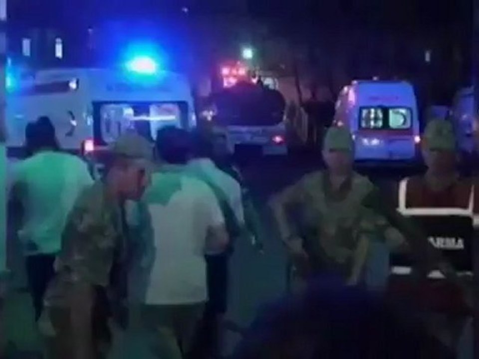 euronewsru - Поджог как знак протеста заключенных [H.264 360p]