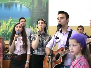 Gr.de laudă(D-ne Te slăvesc...)
