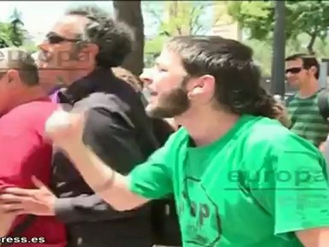 Cámara declara entre indignados y defensores