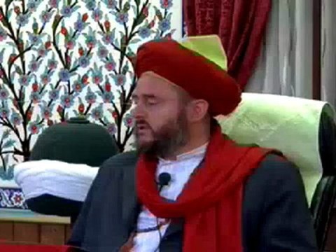 Şeyh Ahmet Yasin el bursevi Hazretleri diyorki Hz. Mehdi (as) hayattadır. Allah nasip ederse ülkemizdedir ve İstanbuldan çıkacaktır 14 nisan 2012