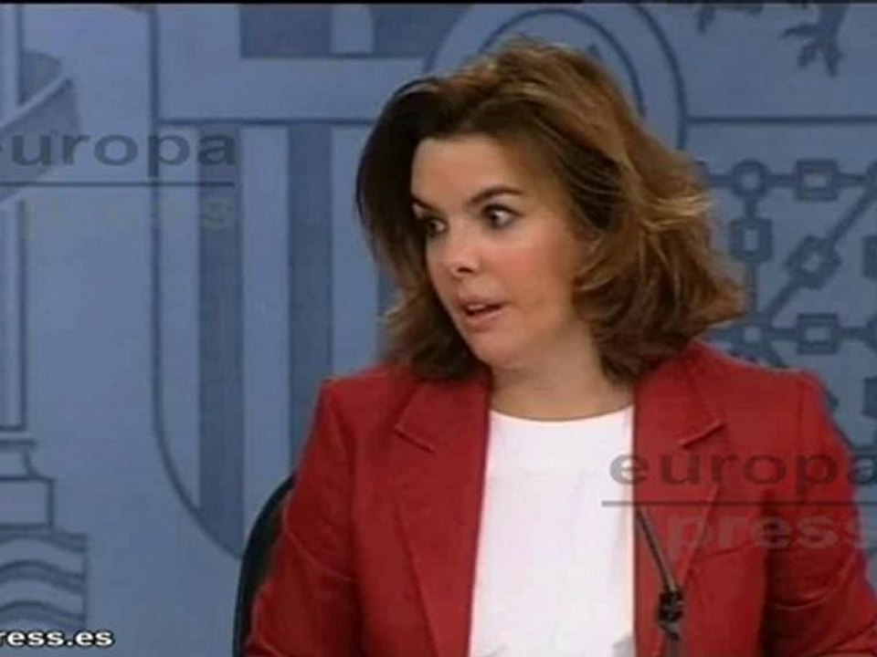 Soraya respeta la independencia del CGPJ