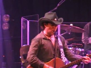 IAN SCOTT -  AU BILLY BOB'S - DISNEYLAND PARIS - LE BON VIEUX TEMPS DU ROCK 'N ROLL